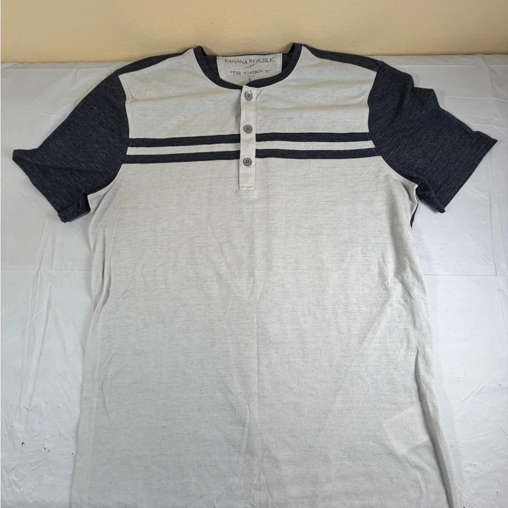 Banana Republic Cream‎ and Navy Vintage Tee